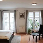 Erkel Apartment