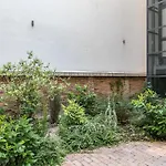 Dessewffy Apartment