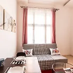 Raday No.5 Exclusive Apartment
