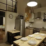 Quiet And Central 2 Bedrooms 2 Bathrooms Apartment In The Heart Of Budapest