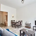 Singer Apartment | Budapest