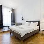 The Oktogon Executive Apartment