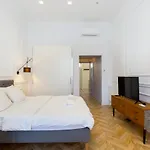 The Oktogon Executive Apartment