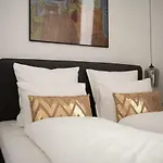 Luxury Apartment By Hi5 - Kalman Imre Suite
