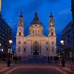Quiet And Central 2 Bedrooms 2 Bathrooms Apartment In The Heart Of Budapest