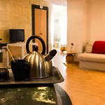 Apartamento de 65 m² en Distrito 05. Centro de la Ciudad - Belváros, con 1 habitación(es) y 1 baño(