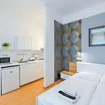 Parking, Ac, Wifi 2 Room Apartment In The Center