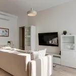 Rozsa Apartments