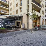 Bpr Timber Loft Home With Balcony
