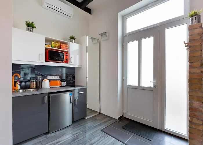 K10 A Kazinczy Apartment