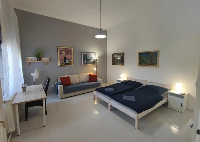 Hostel Hun Galeria