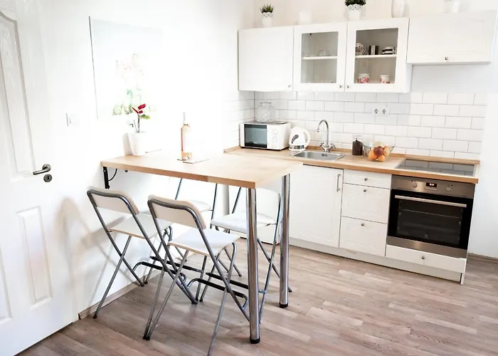 N28 Studio Apartment In Andrassy Boulevard.