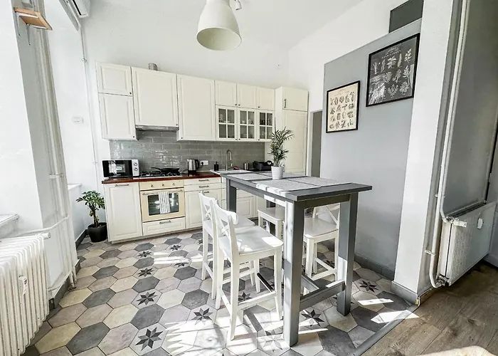 Dob Duplex Apartment