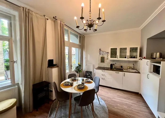 Adorable, Cosy Apartment At The Heroes\' Square Budapest