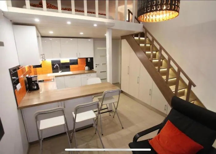 B39 Benczur Apartment
