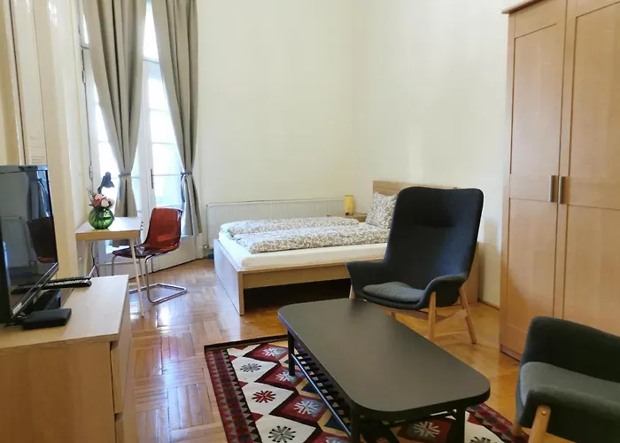 Andrassy Suite