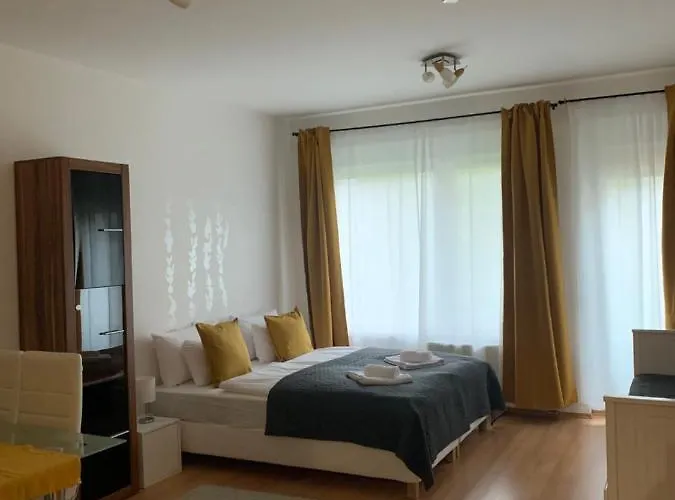 Corvin Fontana Apartment