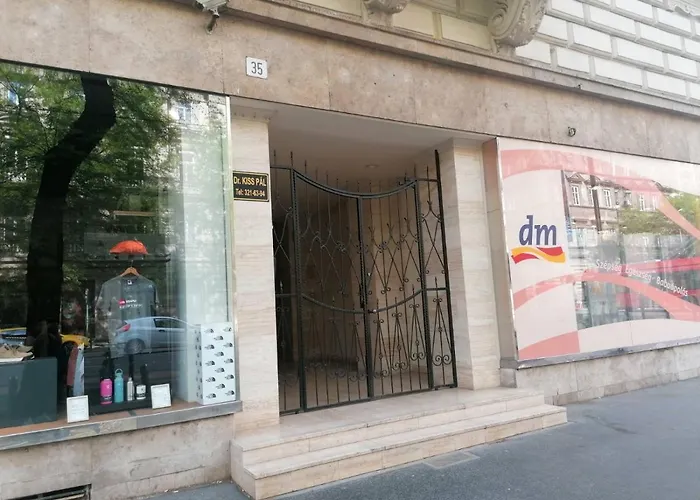 Andrassy Avenue Apartment