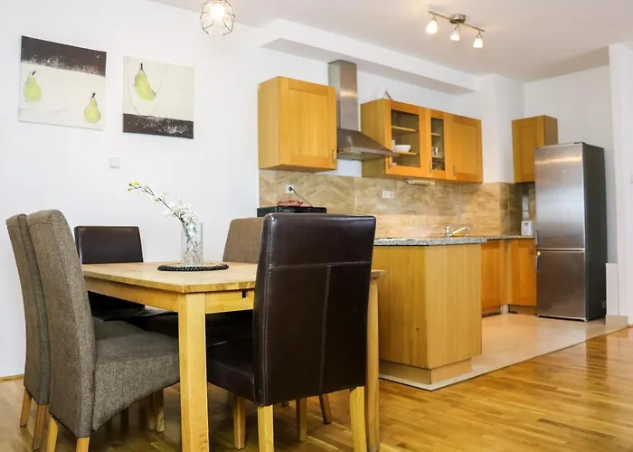 Artemisia Luxury Apartments Jardin II