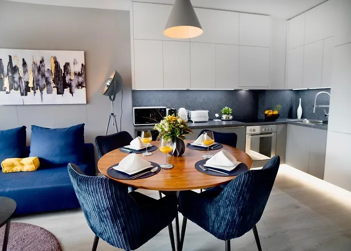 Suiteangel - Luxury Design Condo With Free Garage