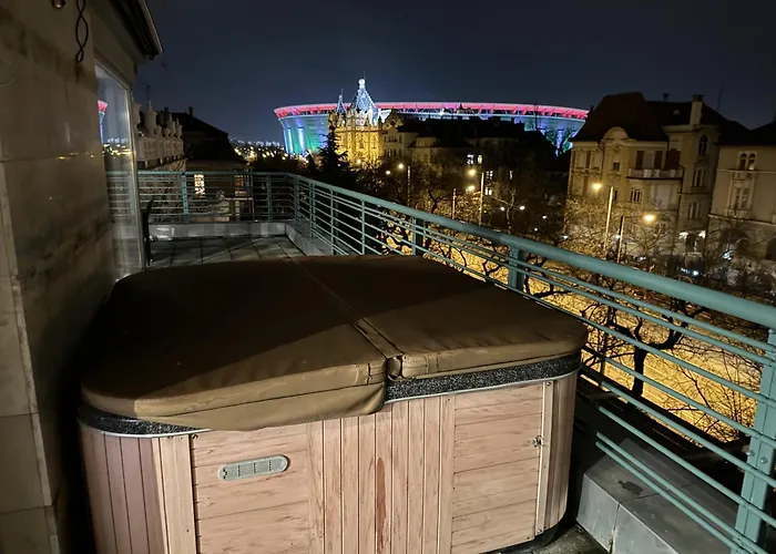 Stefania Luxury Diplomat Penthouse