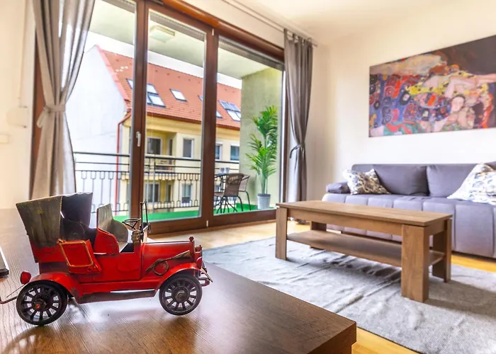 Kazinczy 52 B Apartment