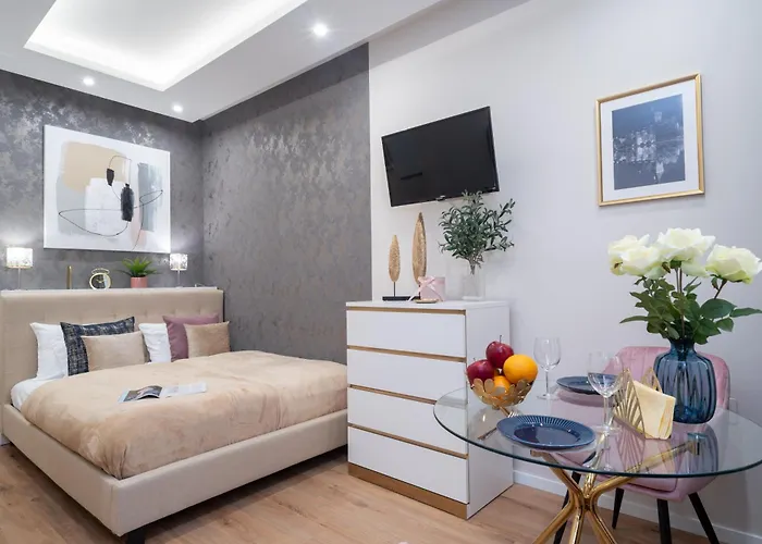 Amethyst Apartments - Acacia Studio
