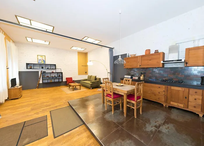 Cozy Loft At Opera