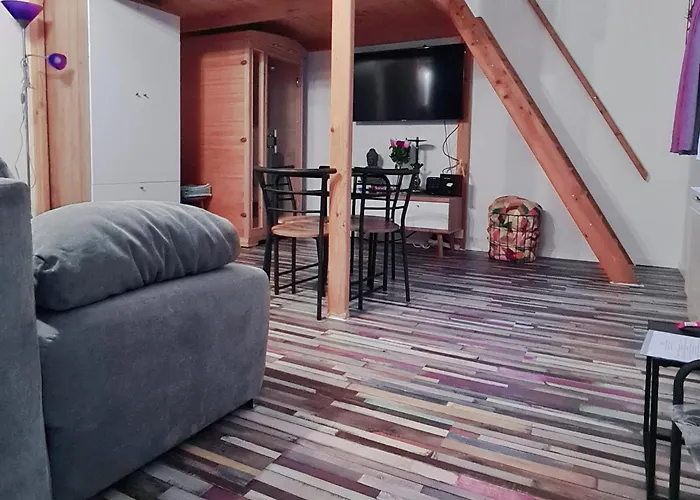 Hookah Apartment 13