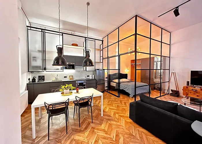 Deak Central Loft