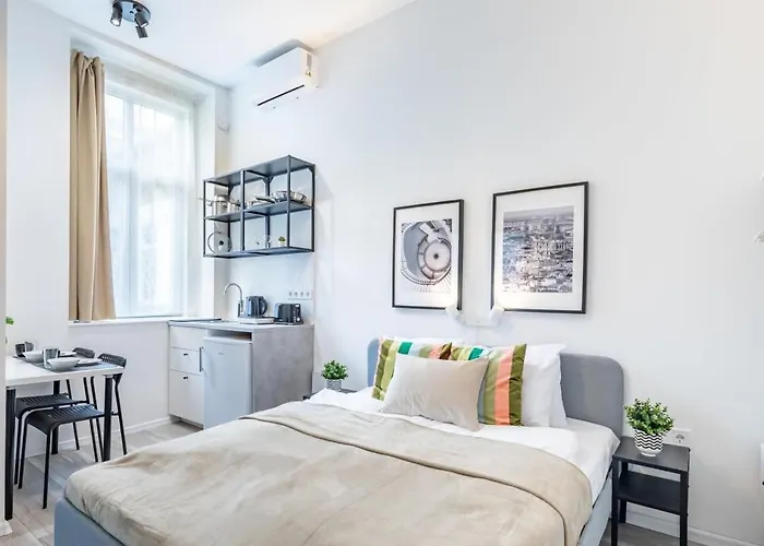 Very Central Charming - New - Studio