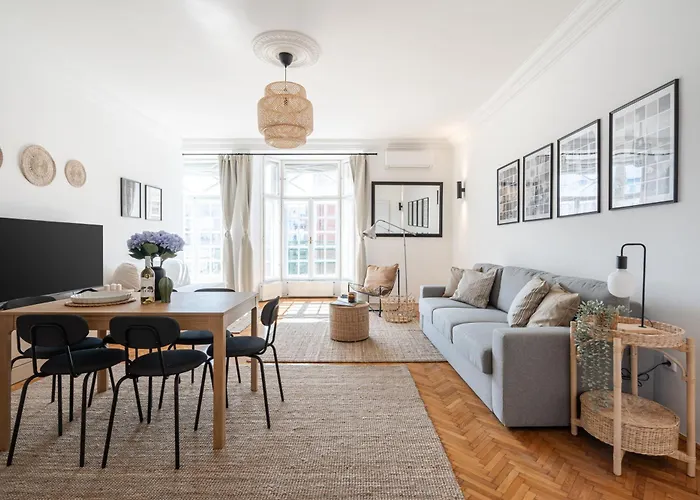 Neo Rooftop Home With Ac