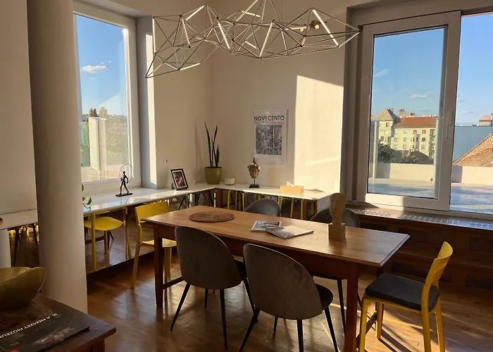Luxury Penthouse With Giga Terrace In Buda Center