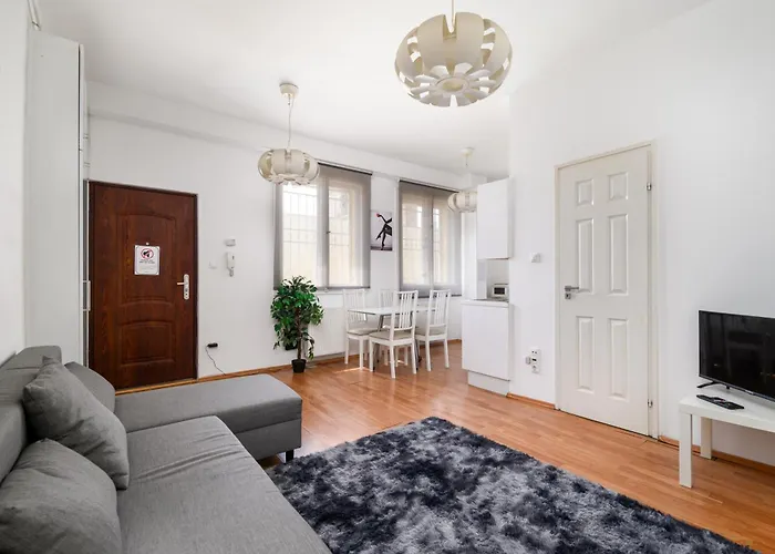 Fovam Apartment In Hear Of The City