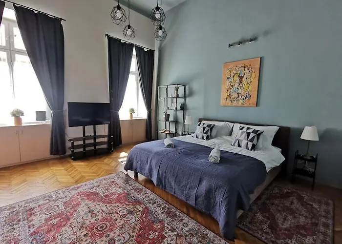 Astoria Downtown Apartment
