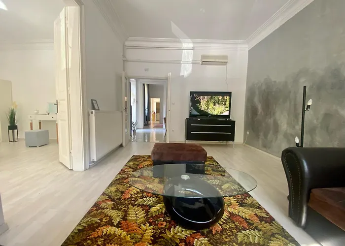 B20 Sun 100 M2 Apartment