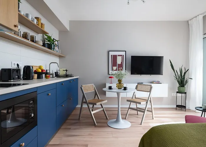 Oliver Boutique Studio - Brand New, Central, Quiet