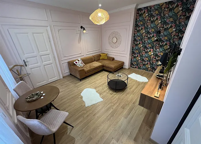 Jozsef Apartment