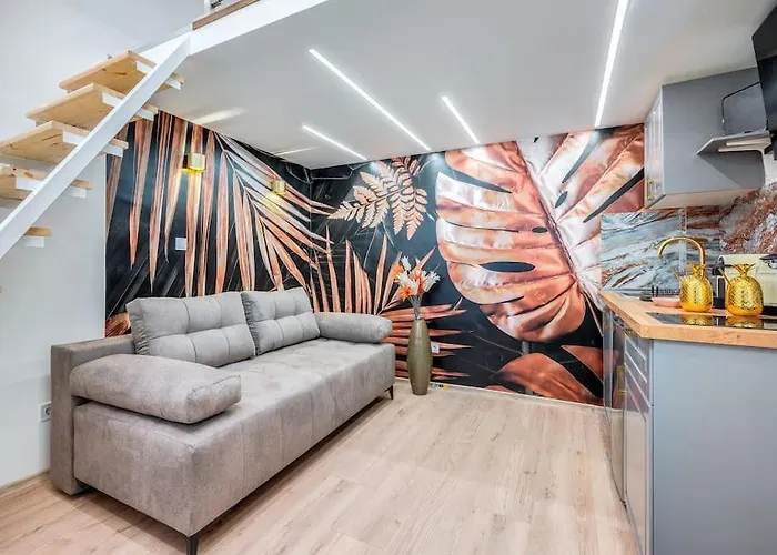 Loft 8 - Cozy Stylish Stay With Parking