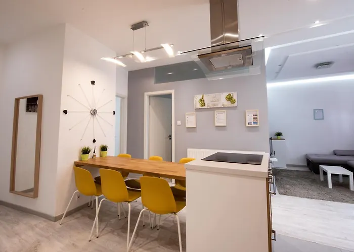 Modern Downtown Retreat At Akacfa 36