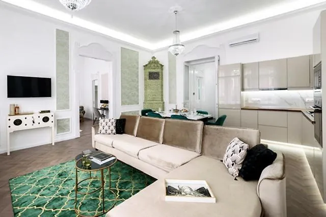 Opera Residence