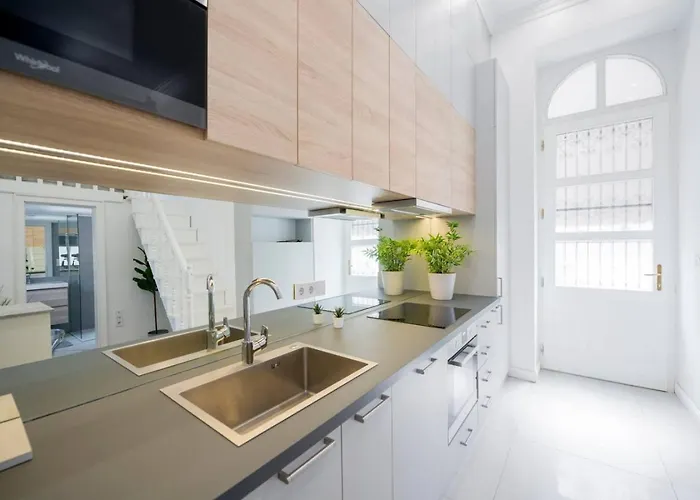 Studio Inn - Palace District