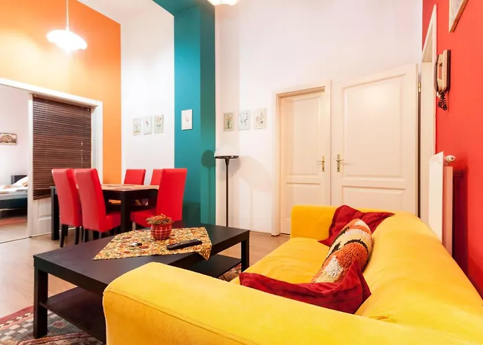 Vibrant 3 Bedroom Apartment In The Pulsing Heart Of Budapest