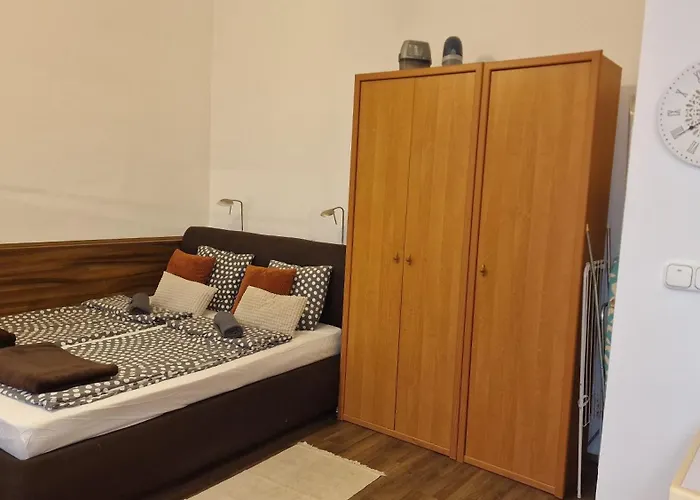 Dombovari Way Apartment