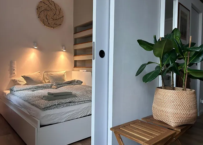 Stylish 2Br Apartment In Excellent Location