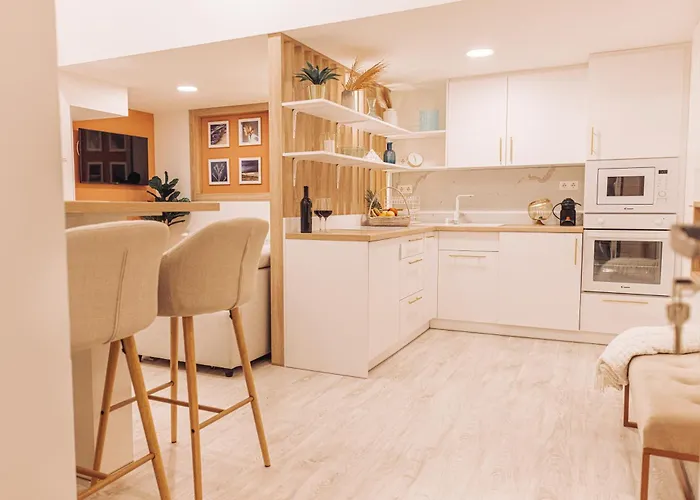 Stylish Apartments At Ruin Pub District