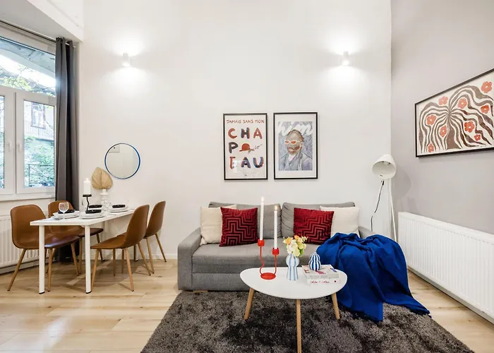 Walk To Opera House - 3Br Live In Budapest Designer Apt