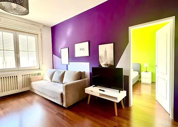 Cozy Eden Residency - Top Central