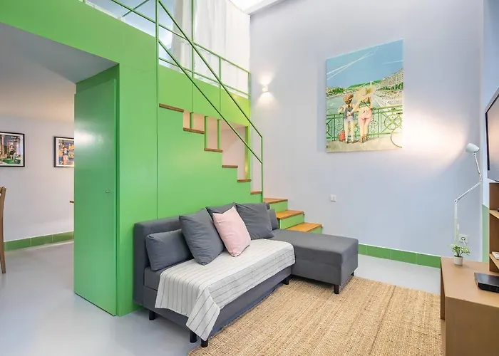 Greenlight 2 Bedroom Apartment Brody 17