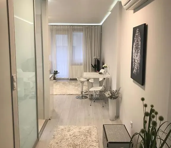 Sunhill Luxury Apartman At Buda Castle